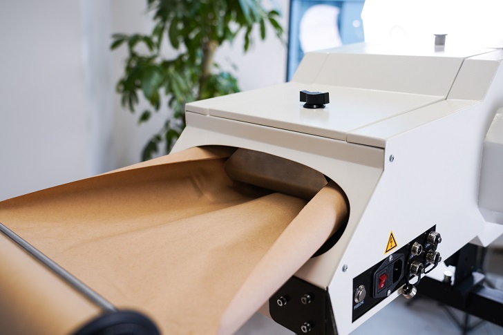 Wie_Gesperrtes Papier_Nachhaltig_Papier_Kissen_Maschine_Works？.jpg